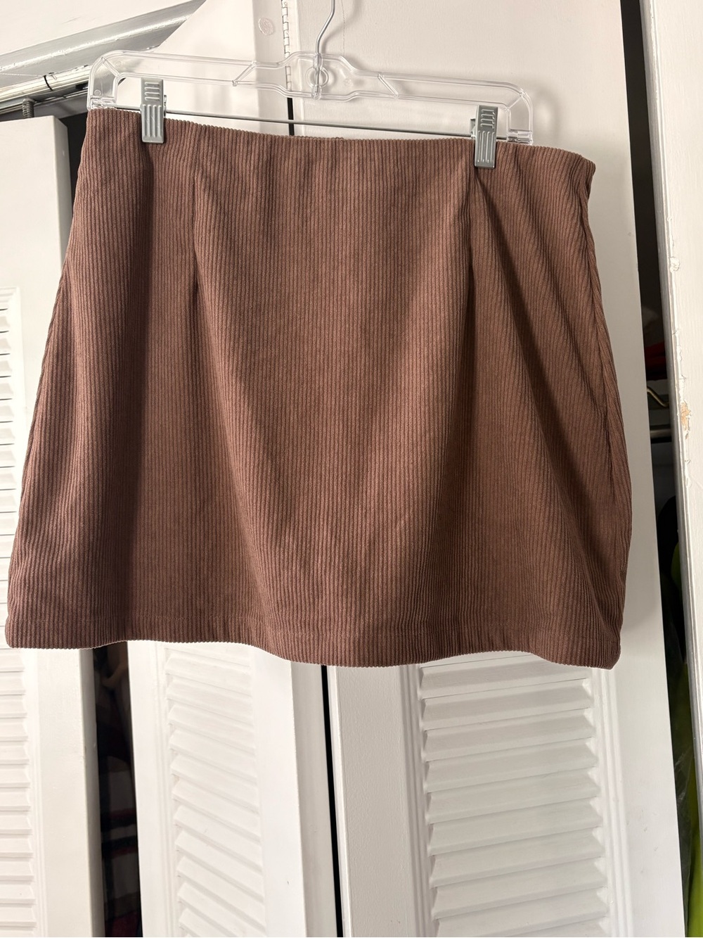 HALARA Corduroy Mini Skirt in Brown